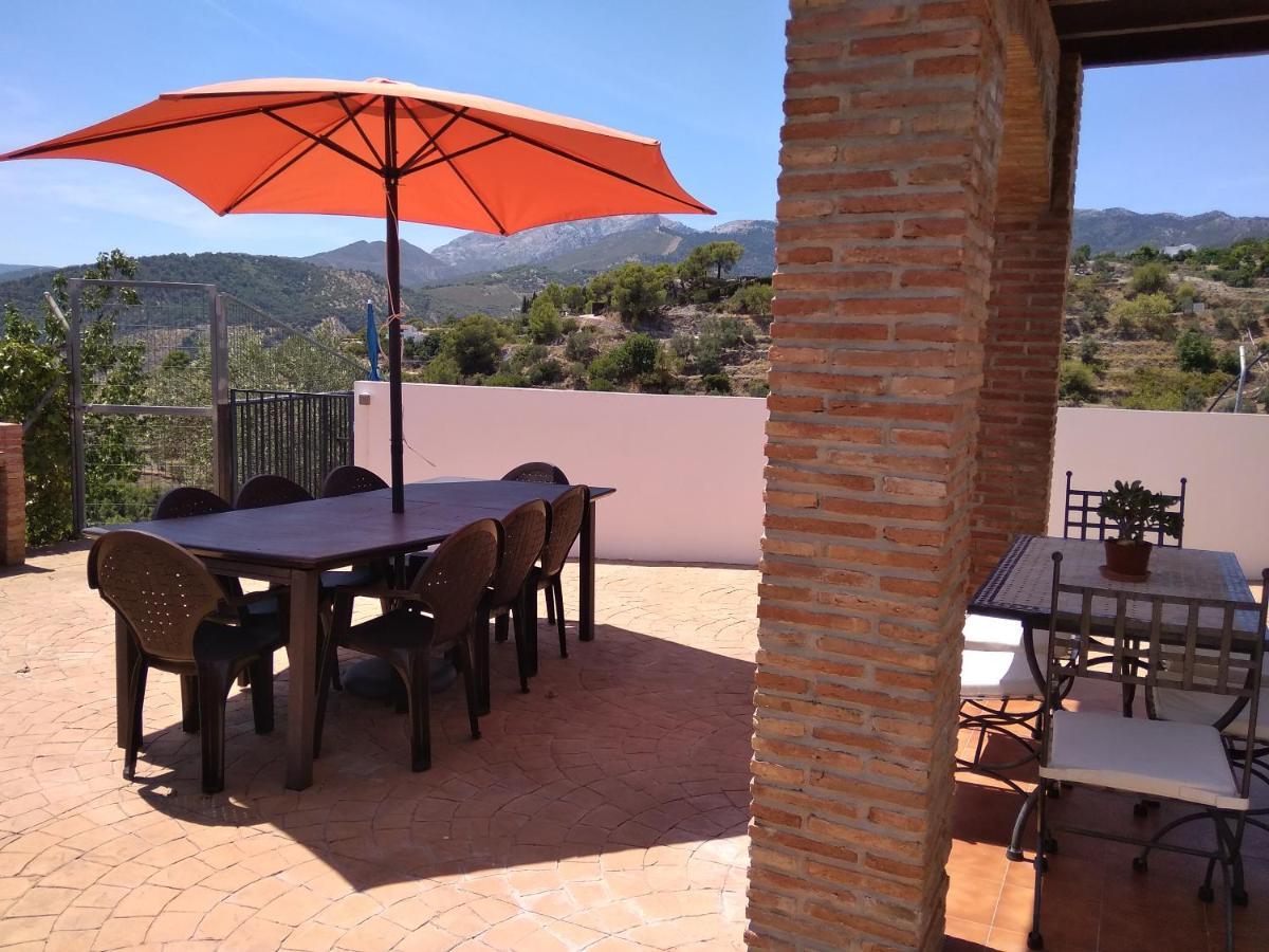 Casa Rural La Revuelta Con Las Mejores Vistas A La Naturaleza Yunquera Exteriör bild