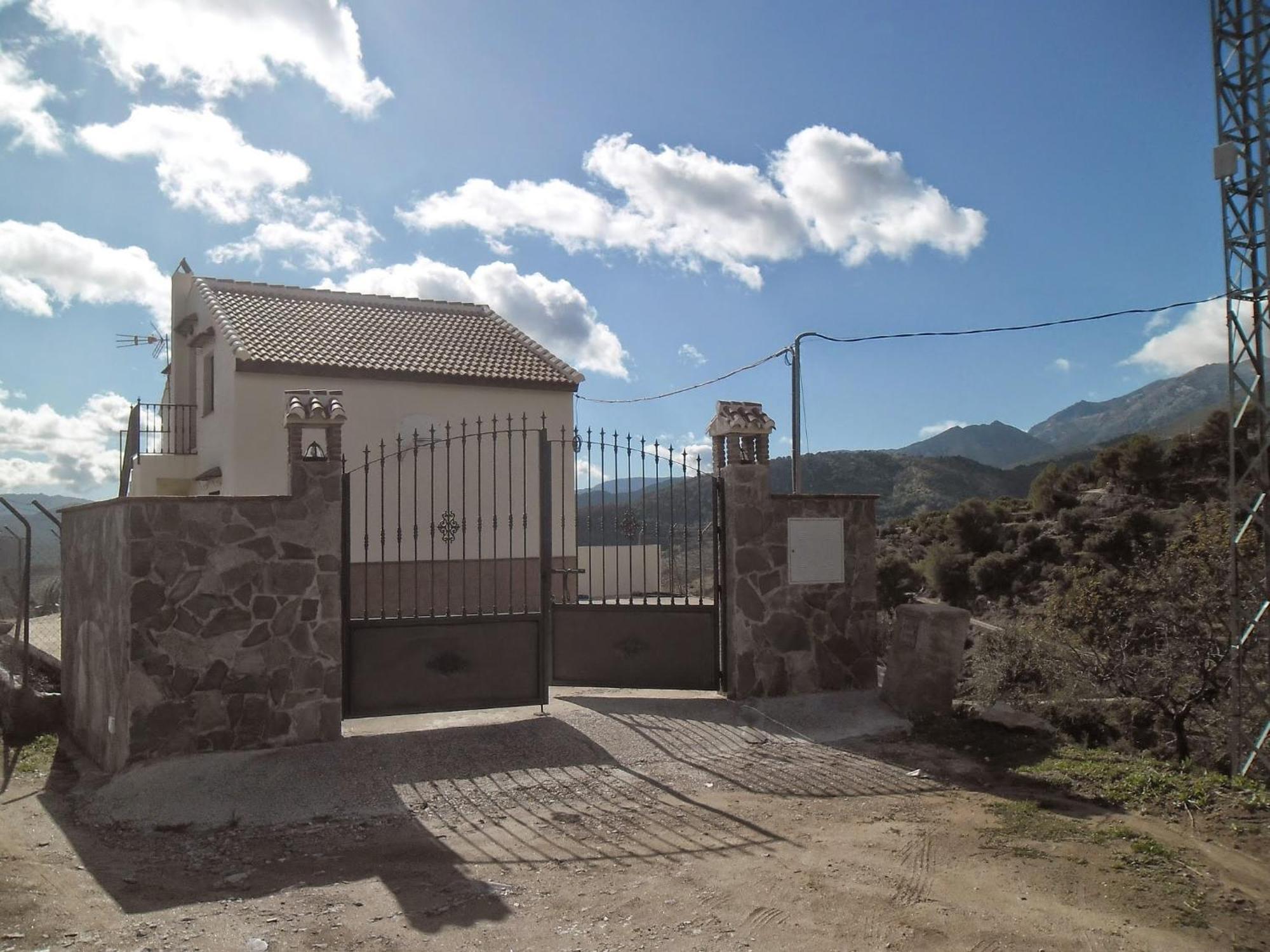 Casa Rural La Revuelta Con Las Mejores Vistas A La Naturaleza Yunquera Exteriör bild