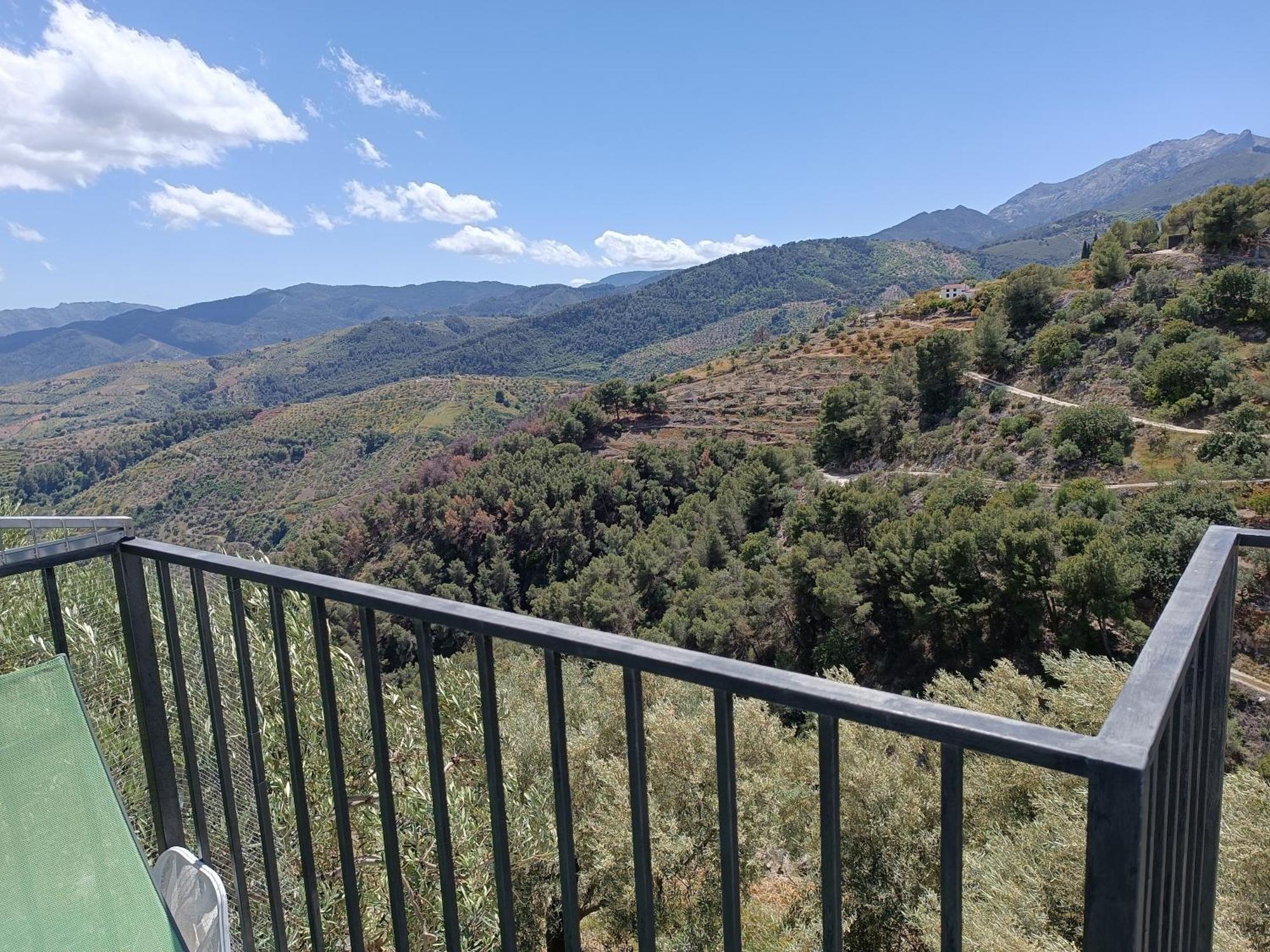 Casa Rural La Revuelta Con Las Mejores Vistas A La Naturaleza Yunquera Exteriör bild